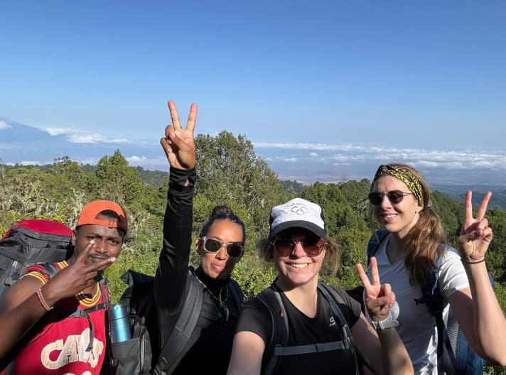 Klim Climb2Kili reismoment vanuit Tanzania